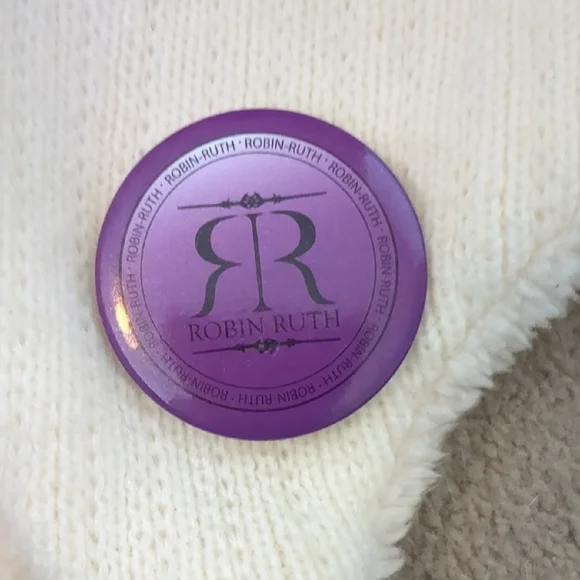 Robin Ruth Cream Pom-Pom Hat - Picture 2 of 4